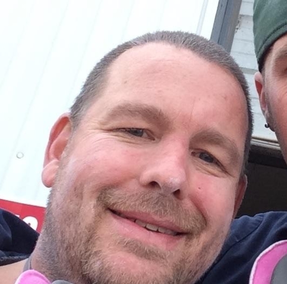 Profile Picture of Dustin Wallin (@6d9wallin) on Poshmark