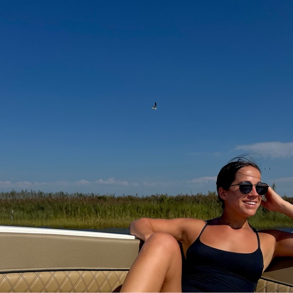 Profile Picture of Corie Adamucci (@cadamucci) on Poshmark