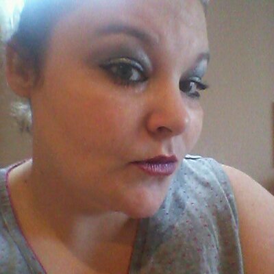 Profile Picture of Lisa Smyth (@lisasmyth1984) on Twitter