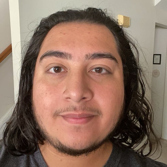 Profile Picture of Tony Funes (@tonyfunes24) on Poshmark