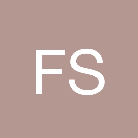 Profile Picture of Fabio Souza (@fabiosouza477) on Poshmark