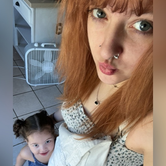 Profile Picture of Briana Bishop (@bri_bishop123) on Poshmark