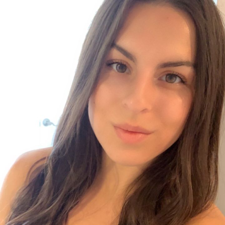 Profile Picture of Cassandra Stoycheff (@cassandrastoy) on Tiktok