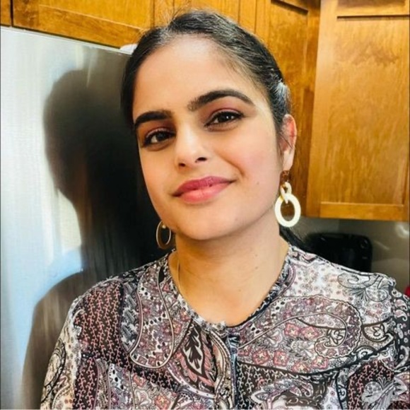 Profile Picture of Kaur Virk (@kaurvirk272) on Poshmark