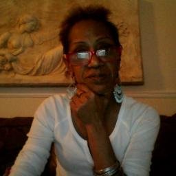 Profile Picture of Gloria Cuellar (@gloriacuellar03) on Twitter