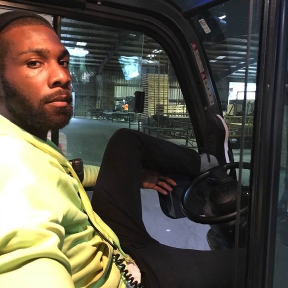 Profile Picture of Jamel Cooper (@jamel_cooper) on Poshmark