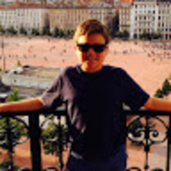 Profile Picture of John Dyke (@john_dyke) on Poshmark