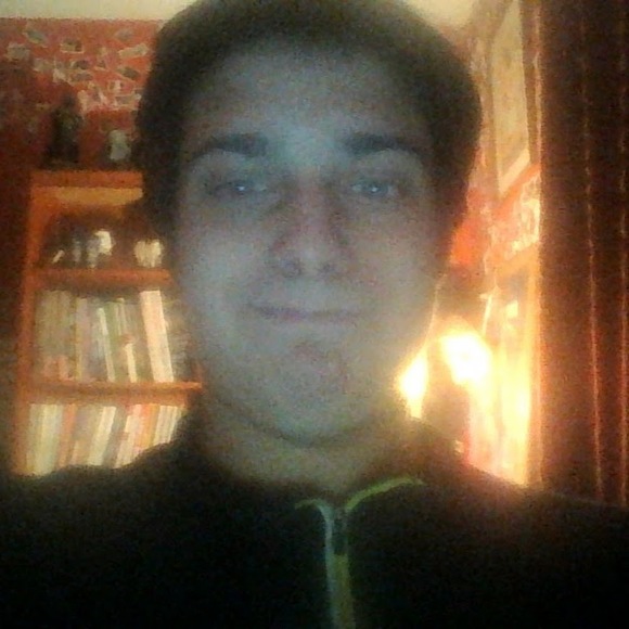 Profile Picture of Loreto Casale (@loretodc1) on Poshmark