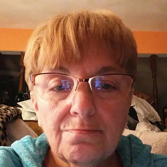 Profile Picture of Mary Spoerry (@ribsmary) on Poshmark