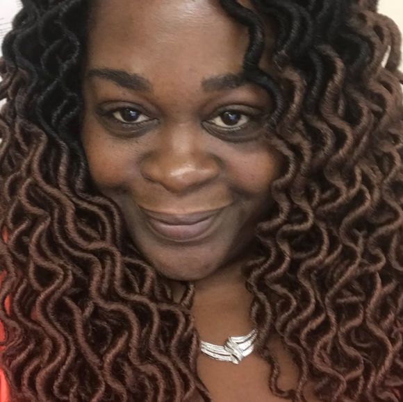 Profile Picture of Bashira Jefferson (@sexyboom71) on Poshmark