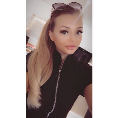 Profile Picture of Amber Howlett (@Amber_Howlett) on Twitter