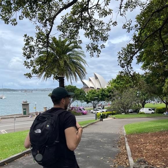 Profile Picture of Daniel Basil (@danielbasilious) on Poshmark