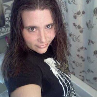 Profile Picture of Danielle Reinhardt (@danijoy_33) on Twitter