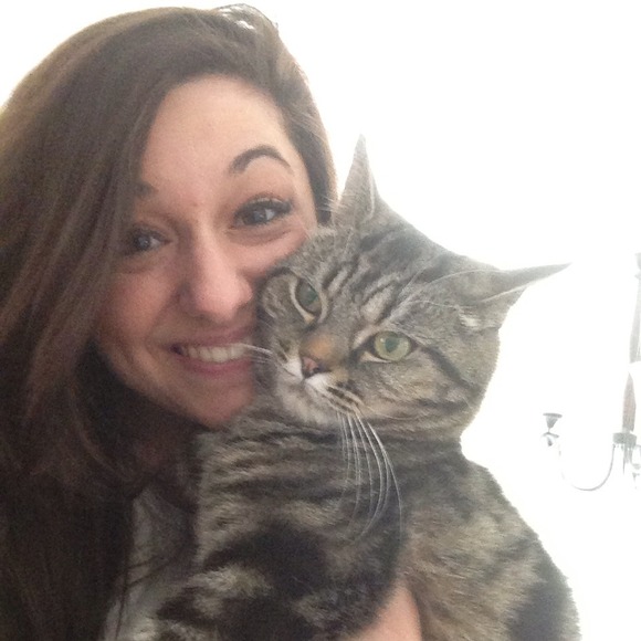 Profile Picture of Gabrielle Correnti (@xxgabbyc) on Poshmark