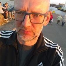 Profile Picture of Thomas Weiner  🔴 (@viertelnachvier) on Twitter