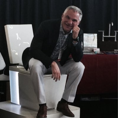 Profile Picture of Mitchell Schwartz (@mitchfighton) on Twitter