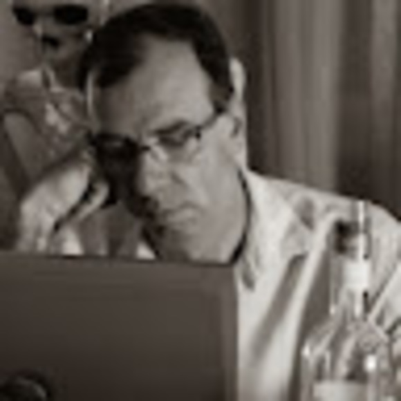 Profile Picture of Dave Cushing (@davecushing) on Poshmark