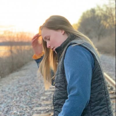 Profile Picture of Summer Sampson (@SummerSampson20) on Twitter