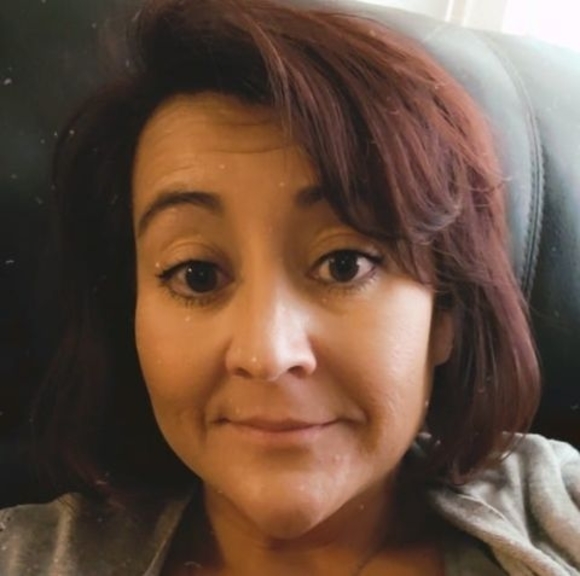 Profile Picture of Connie Chavez (@elmoluvin88) on Poshmark