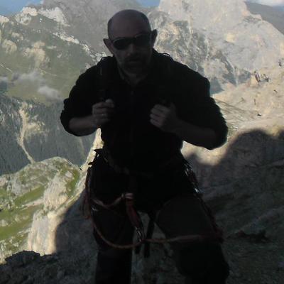 Profile Picture of Robert Niemiec (@robertniemiec) on Twitter