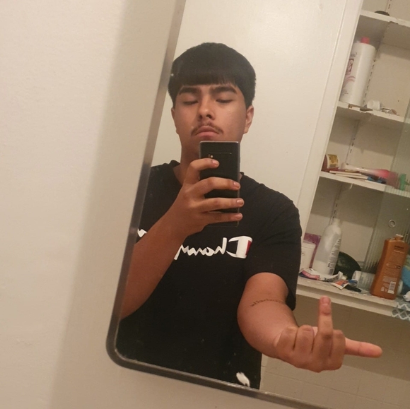 Profile Picture of Kodak Fredo (@kodak_fredo) on Poshmark