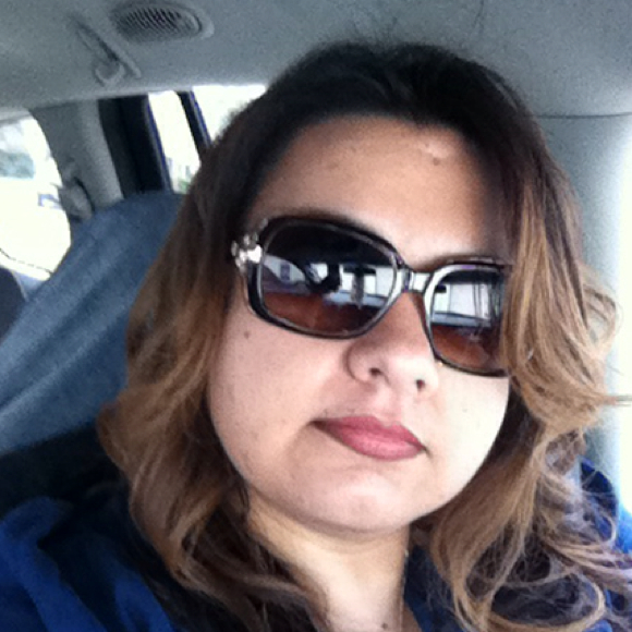 Profile Picture of Eloisa Hernandez (@lovley8243) on Poshmark