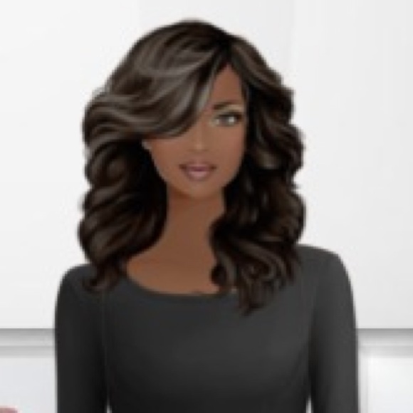 Profile Picture of Laciana James (@lacianaj) on Poshmark