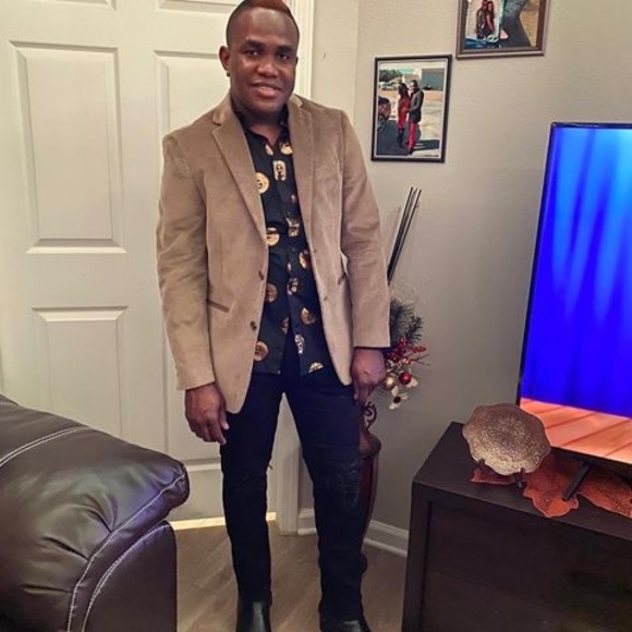 Profile Picture of Damion Buddington (@dbuddington) on Poshmark