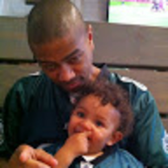 Profile Picture of Brian Weeks (@brianweeks) on Poshmark