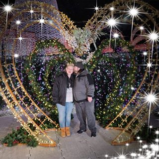 Profile Picture of Cassandra Courville (@Blackrosered66) on Facebook