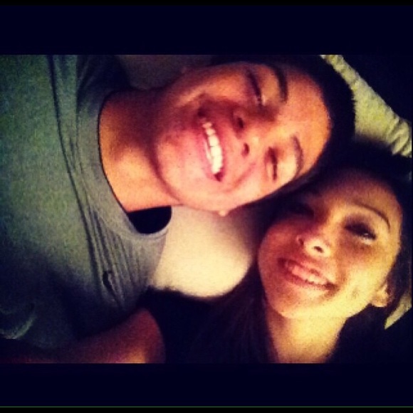 Bri Cortinez - Poshmark Profile Picture of Bri Cortinez (@bricortinez) on Poshmark