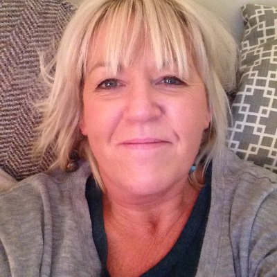 Profile Picture of Sandra Irvine (@SandraMcBay) on Twitter