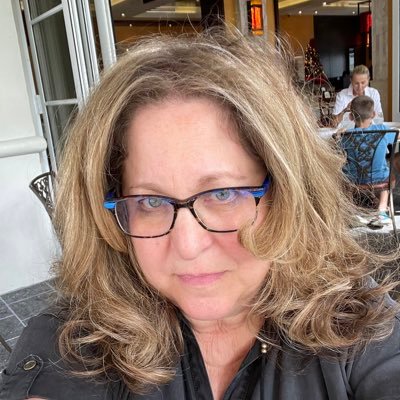 Profile Picture of Tina Hamilton (@TinaIsabelleH) on Twitter