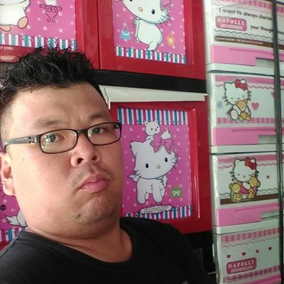 Profile Picture of Robin Ong (@RobinOng16) on Twitter