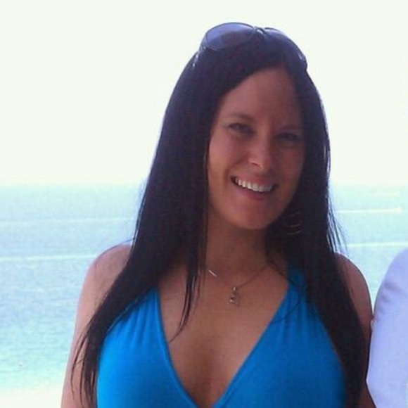 Profile Picture of Melodee Stadler (@melodeestadler) on Poshmark