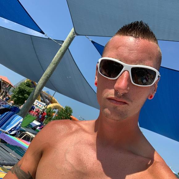 Profile Picture of Justin Self (@self_23) on Poshmark