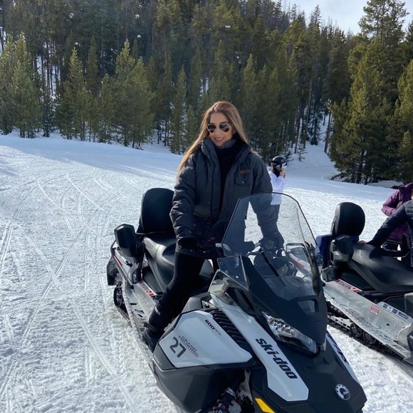 Taniss Tanis - Poshmark Profile Picture of Taniss Tanis (@tania711star) on Poshmark