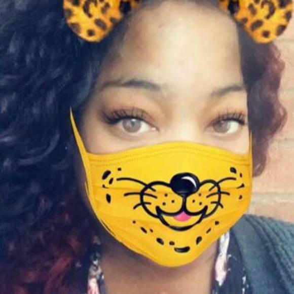 Profile Picture of Jasmine Hammonds (@mrszjasz11) on Poshmark