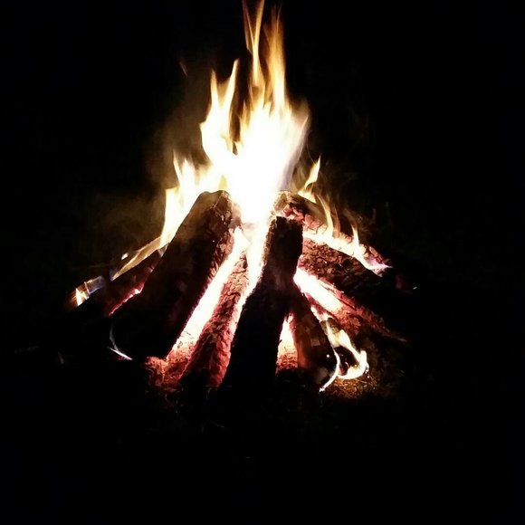 Profile Picture of Chandler Warczak (@chandlerwarczak) on Poshmark