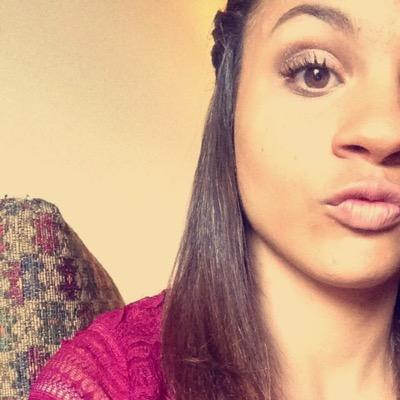 Profile Picture of Chloe Rowles (@RowlesChloe) on Twitter