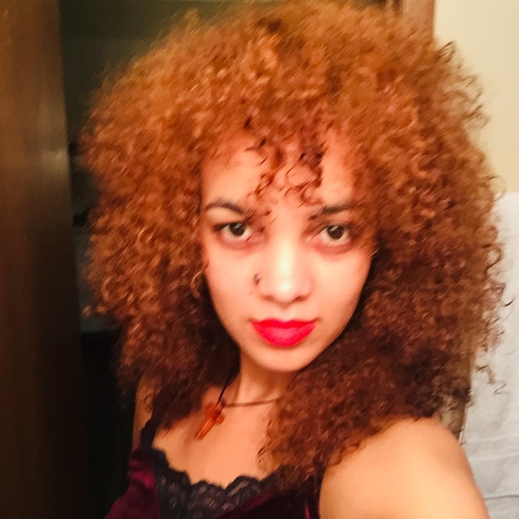 Profile Picture of Hawine Asrat (@hawineasrat) on Poshmark