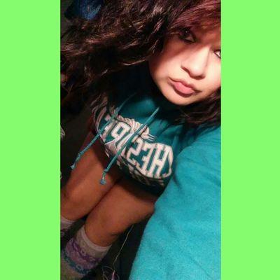 Profile Picture of Sarah Mowbray (@mowbray401) on Twitter