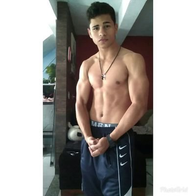 Profile Picture of Leonardo  Hidalgo (@Leonard76091020) on Twitter