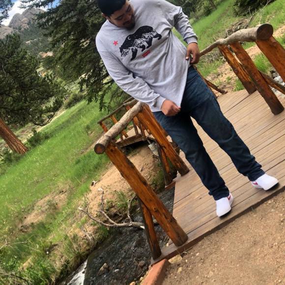 Profile Picture of Josh Corral (@joshuacorral30) on Poshmark