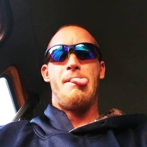 Profile Picture of Jason Hawkins (@hawkinconnor84) on Poshmark