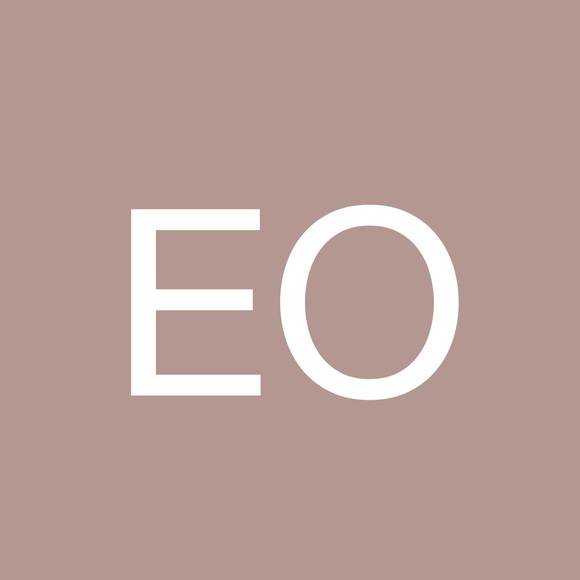 Profile Picture of Emma Ordner (@eordner14) on Poshmark