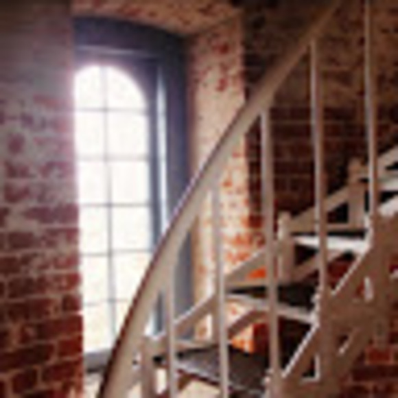 Profile Picture of Jeannine Visbal (@jeanninevisbal) on Poshmark