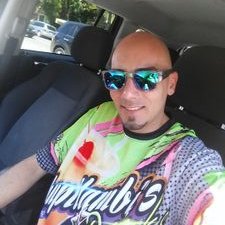 Profile Picture of Victor  Negron (@victornegron) on Twitter