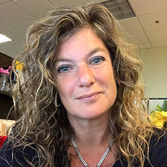 Profile Picture of Arlene Bert frohlich (@miazza31) on Poshmark