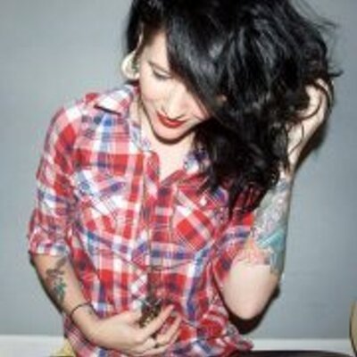 Profile Picture of Jenny Kirsh (@jennykirsh) on Twitter